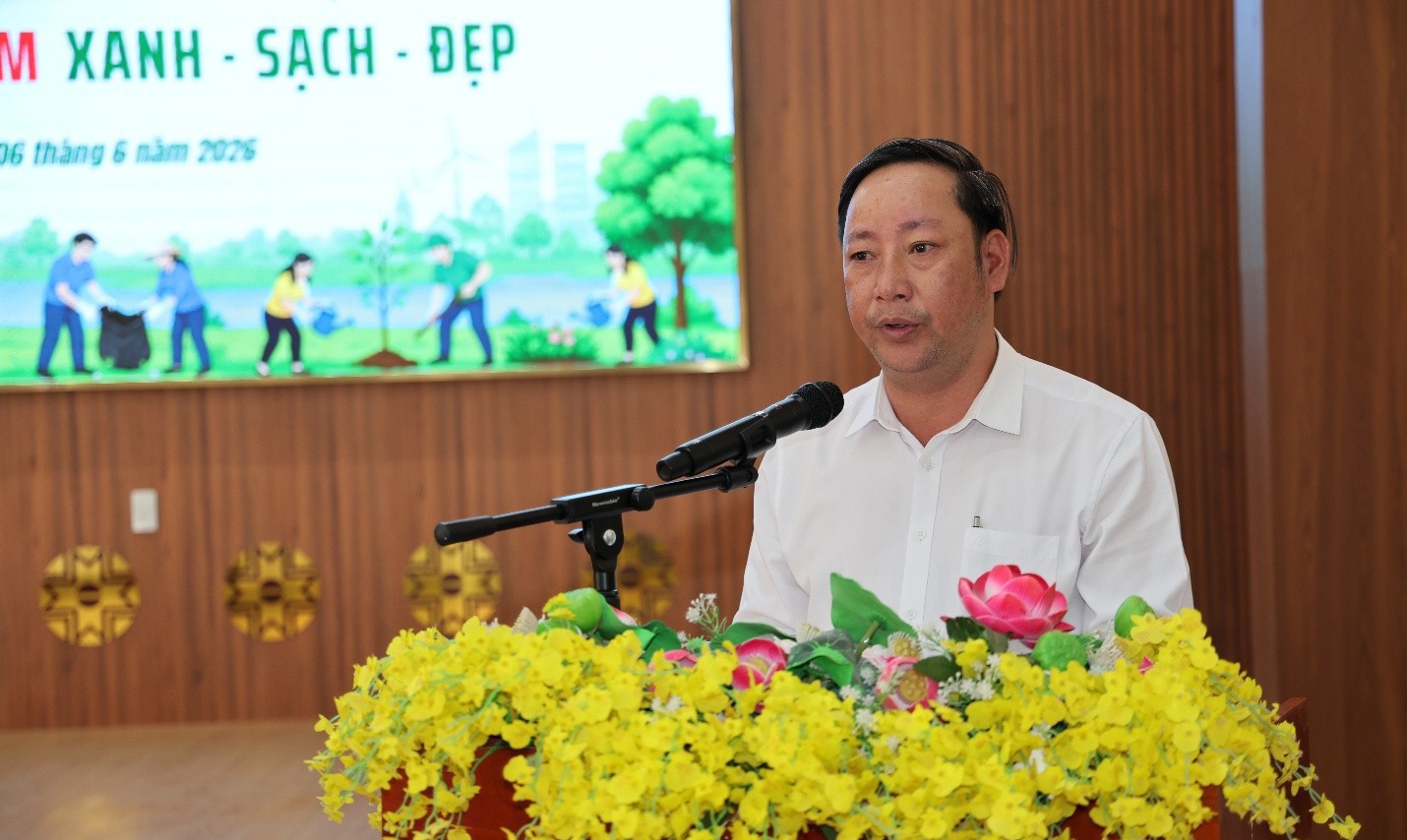 ong-tran-cong-huu-pct-ubnd-phuong-ea-kao-1780911490.jpg