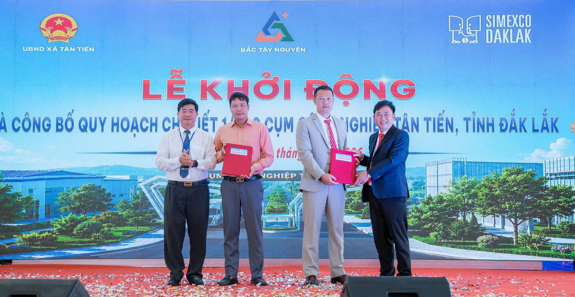 trao-giay-chung-nhan-dau-tu-cho-cac-doanh-nghiep-1781953678.jpg