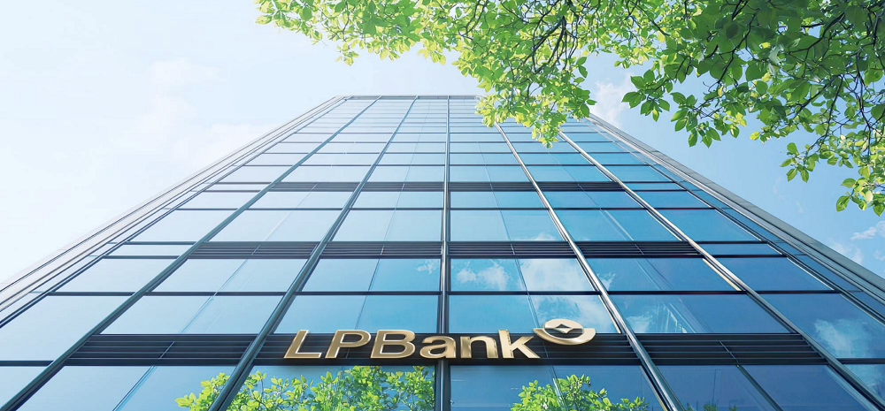 lpbank-anh-1-thumbnail-1777098027.png