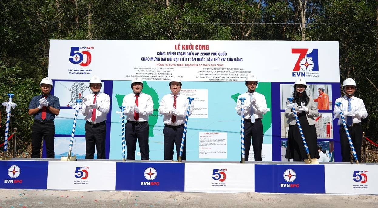 Hơn 700 công trình đóng điện, EVNSPC vượt chỉ tiêu 2025: Bí quyết từ tư duy quản trị “đi trước một bước”