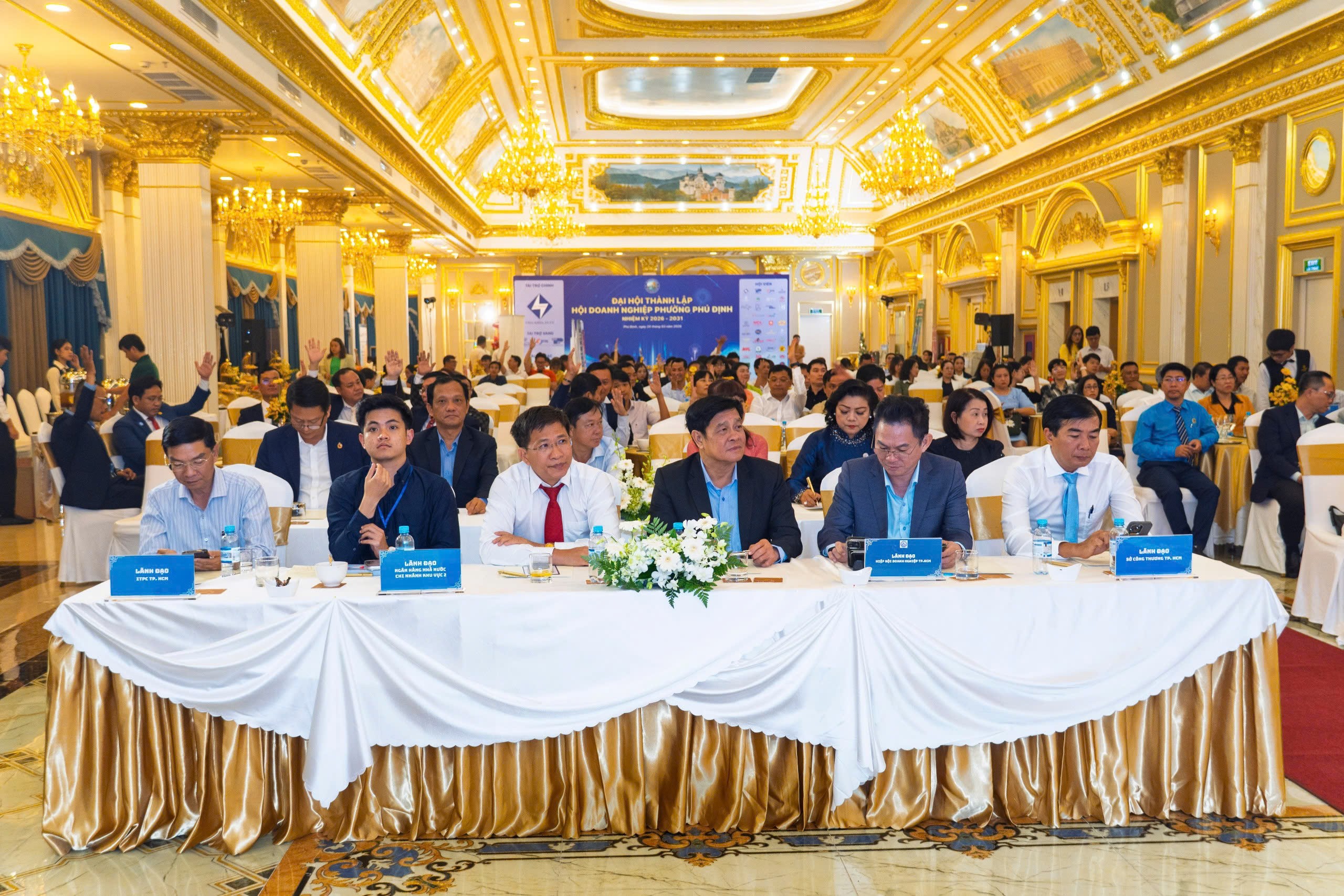 Thành lập Hội Doanh nghiệp phường Phú Định, thúc đẩy liên kết kinh tế bền vững