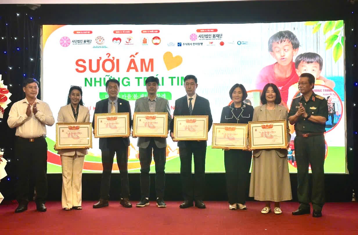 Việt Nam – Hàn Quốc: Chung tay xoa dịu nỗi đau chất độc da cam qua chương trình “Sưởi ấm những trái tim”