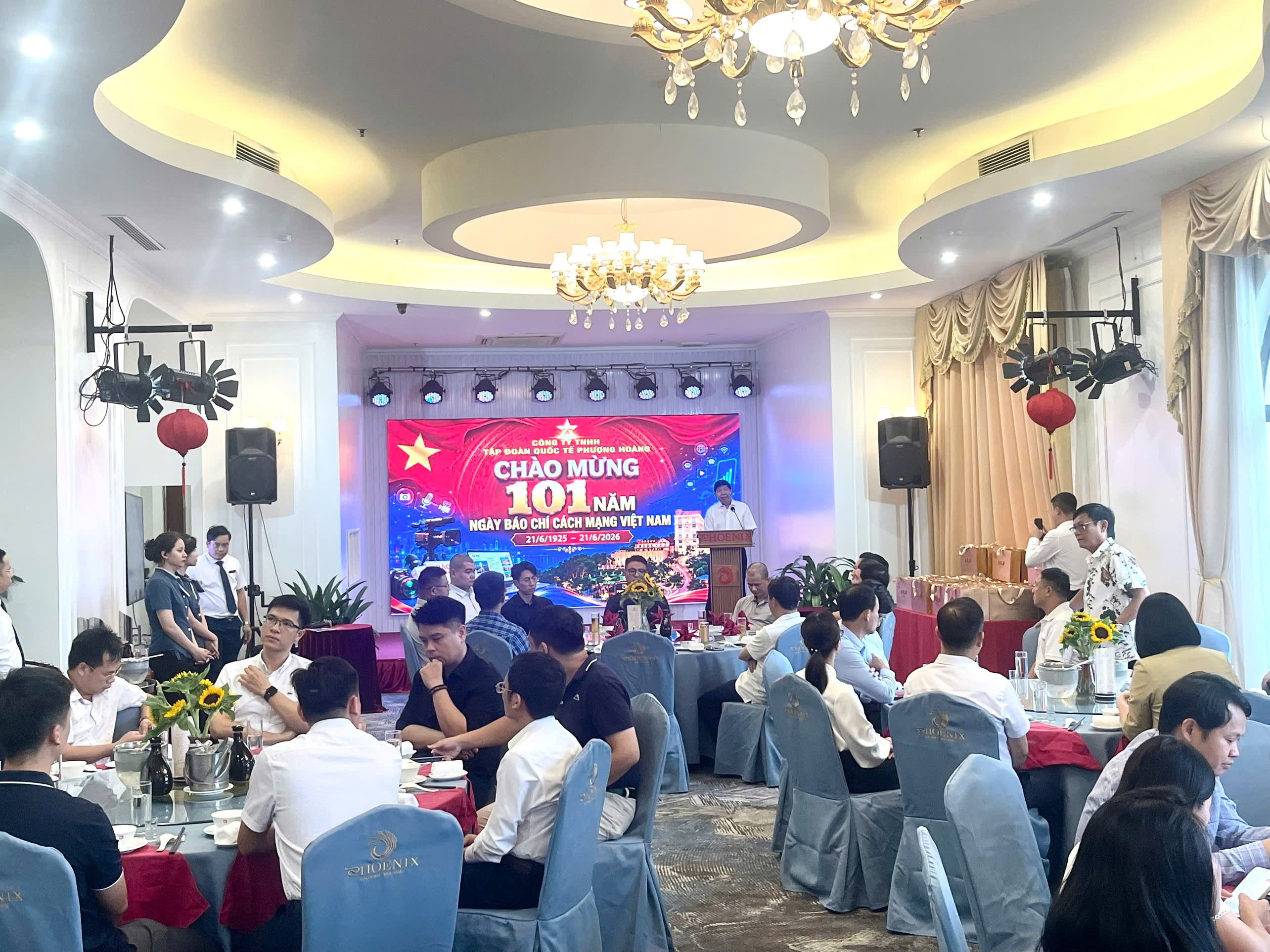Doanh nghiệp và báo chí đồng hành vì sự phát triển bền vững