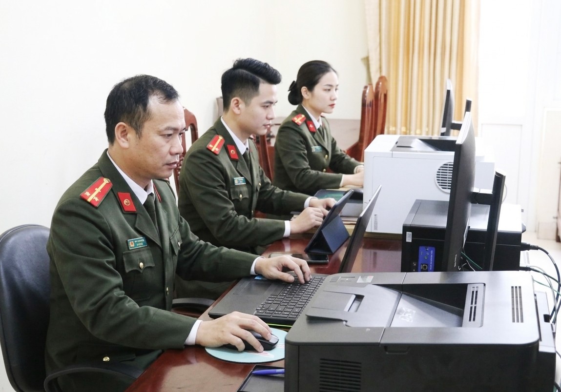 bo-khoa-hoc-va-cong-nghe-trien-khai-mo-hinh-bao-ve-an-ninh-mang-4-tang-1778556887.jpg