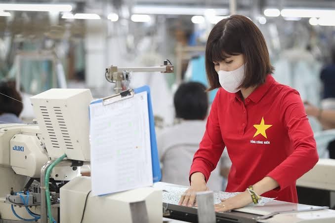 doanh-nghiep-viet-1783932884.jpeg