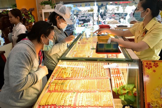 kiem-soat-thi-truong-vang-1786595612.webp
