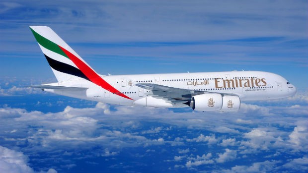 hang-hang-khong-emirates-airlines-10-10-2018-1-1636543499.jpg