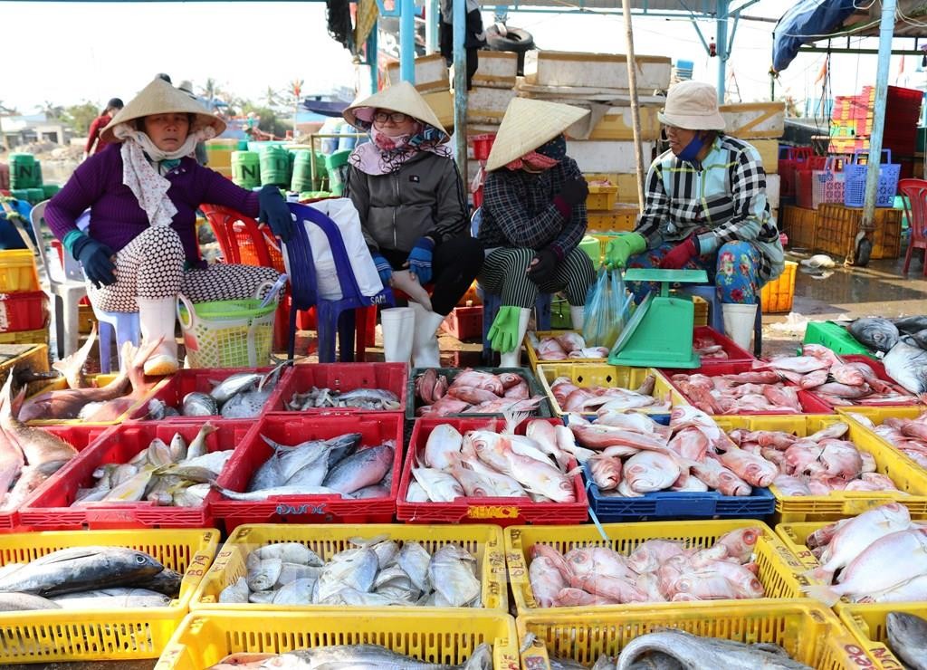 131748-khac-phuc-the-vang-iuu-ninh-thuan-quyet-liet-chong-khai-thac-thuy-san-trai-phep-1644820061.jpeg