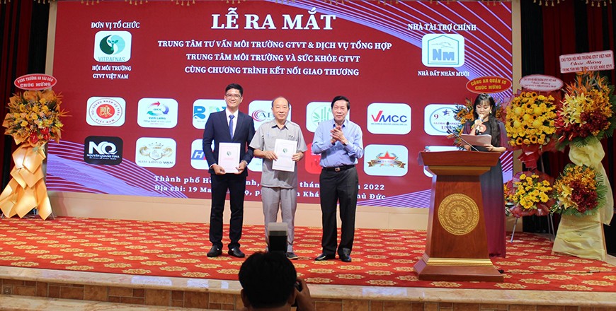 Ra mắt 2 trung tâm trực thuộc Hội Môi trường Giao thông Vận tải Việt Nam