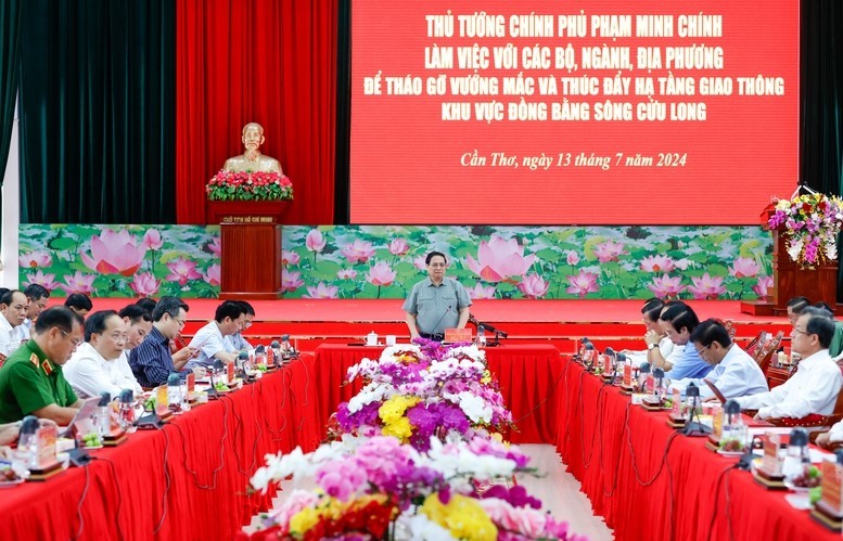 phat-trien-ha-tang-giao-thong-trong-diem-2-1720881843.jpg