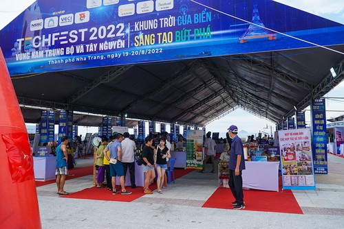 su-kien-techfest-nam-trung-bo-va-tay-nguyen-2022-dien-ra-tai-tp-nha-trang-1724682679.jpg