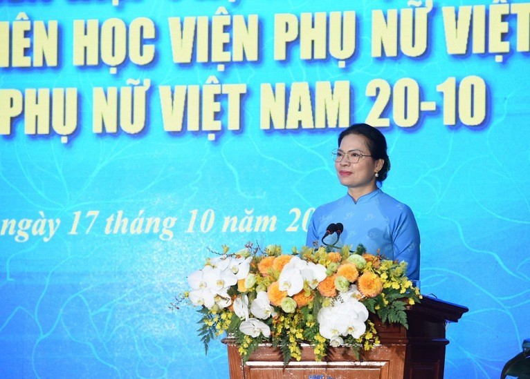 ngay-phu-nu-viet-nam-4-1729170909.jpg