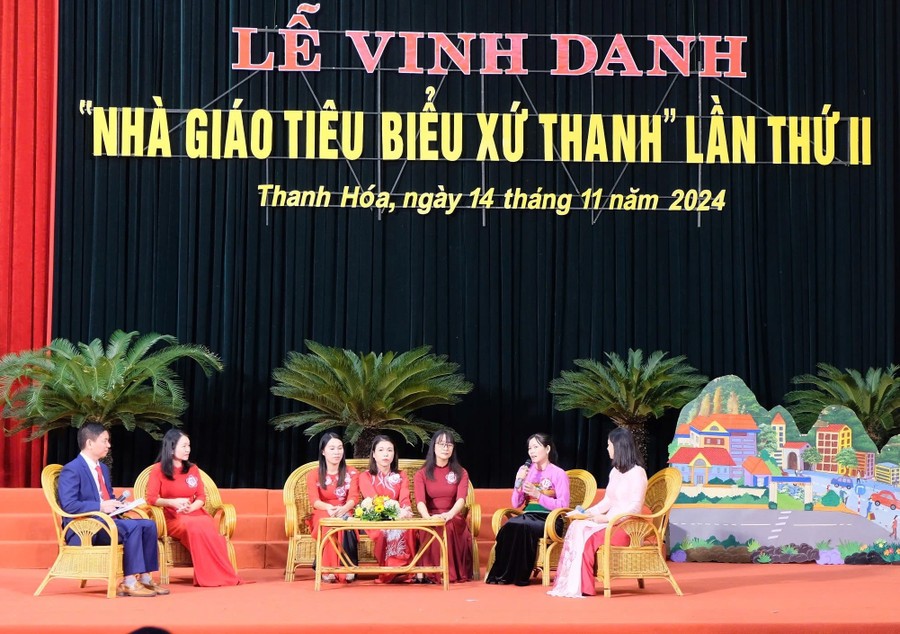 vinh-danh-nha-giao-2-1731591742.jpg