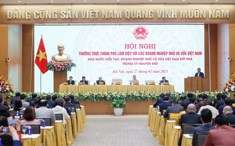 thuong-truc-chinh-phu-lam-viec-voi-doanh-nghiep-nho-va-vua-4-1740660547.jpg