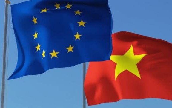 eu-mien-thue-xuat-khau-viet-nam-1-1741656112.jpg