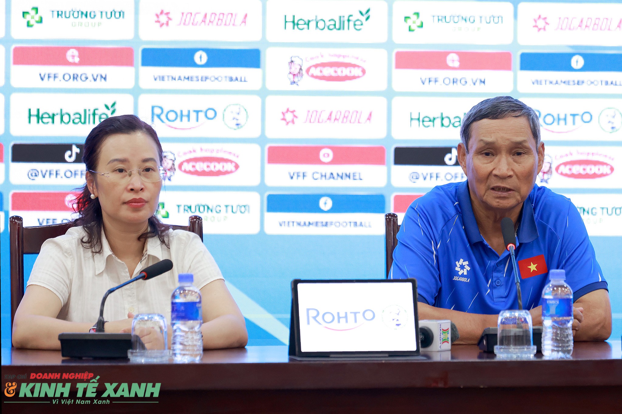 Họp báo trước trận giao hữu quốc tế giữa đội tuyển nữ Việt Nam và CLB nữ Werder Bremen