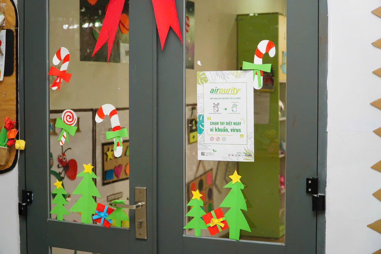 "Lớp học Xanh" với công nghệ Nano trong Tranh Nano Airpurity.