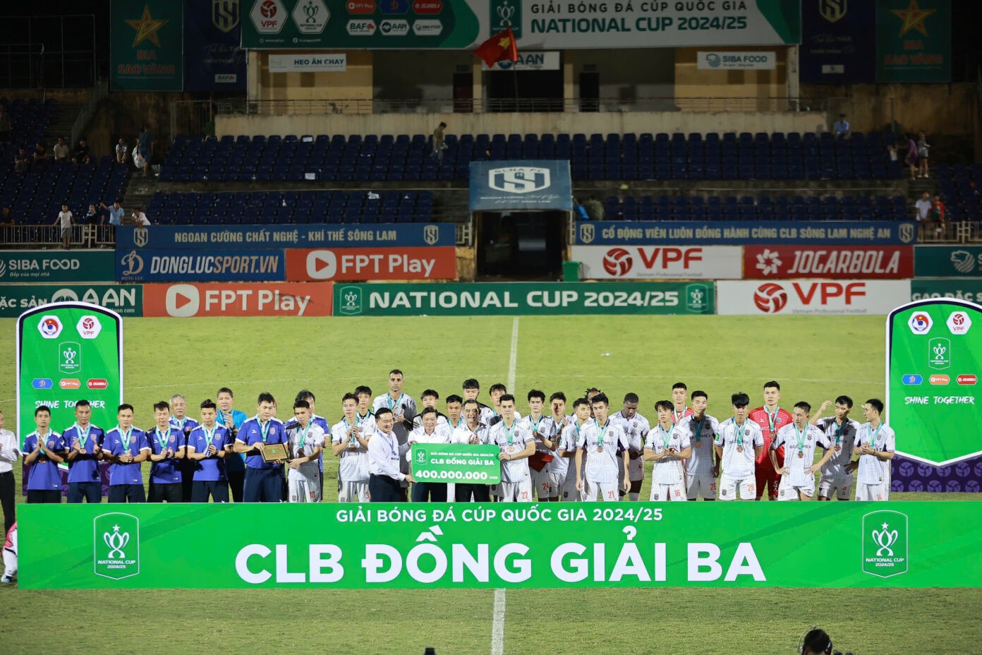 Becamex Bình Dương nhận đồng Giải Ba Cúp Quốc gia 2024-2025