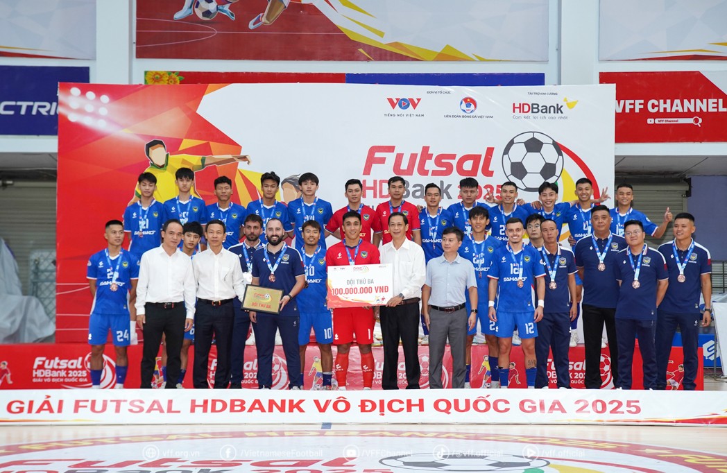 Đội Hạng Ba: Sahako