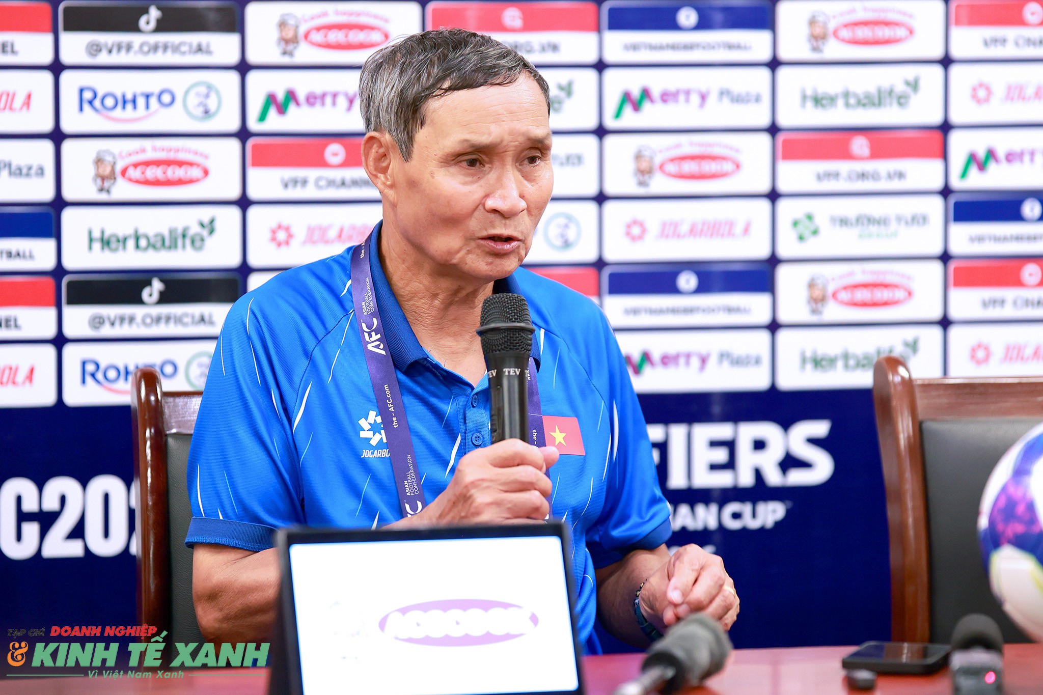 HLV Mai Đức Chung muốn học trò tận dụng tốt hơn các cơ hội ở những trận đấu tới