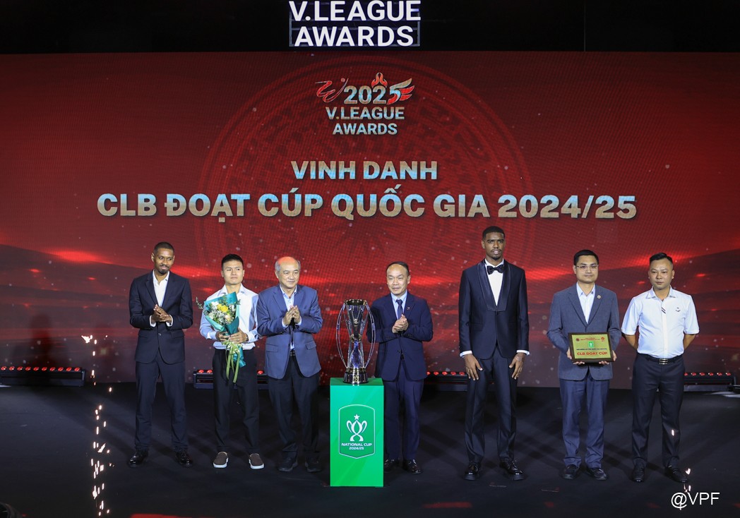 Vinh danh CLB đoạt Cúp Quốc gia 2024-2025