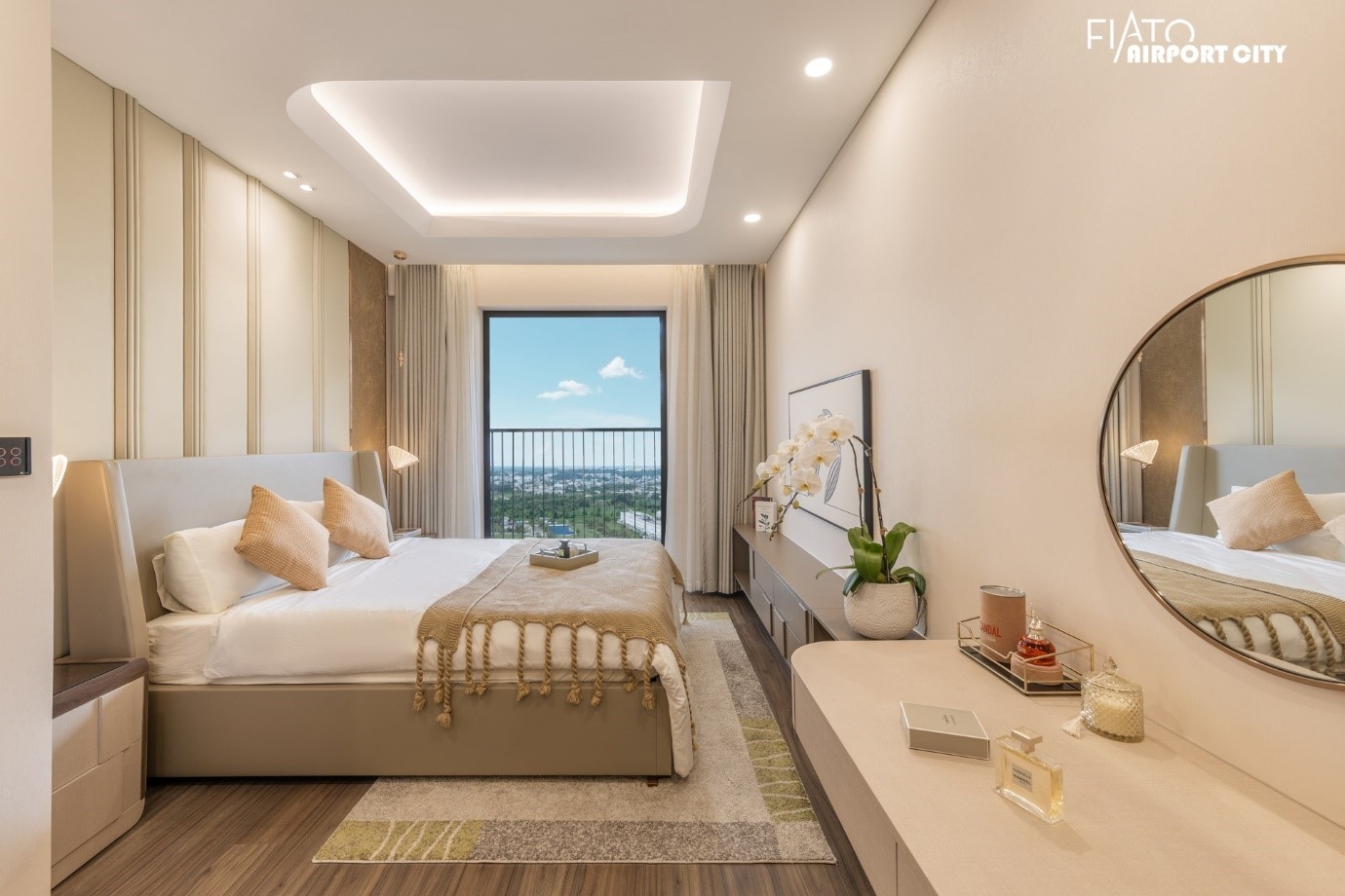 Căn hộ 2 phòng ngủ hơn 79m², tối ưu mặt sáng, hệ ban công trải dài tới 10m