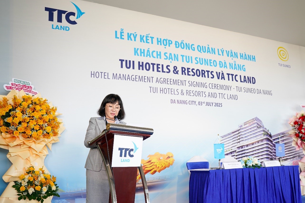 Bà Huỳnh Bích Ngọc, Phó Chủ tịch Thường trực, Tổng Giám đốc Tập đoàn TTC cho biết sự hiện diện của TUI SUNEO tại TTC Plaza Đà Nẵng là kết quả của quá trình hợp tác được xây dựng trên nền tảng tin cậy và tầm nhìn dài hạn giữa TTC Land và TUI Hotels & Resorts