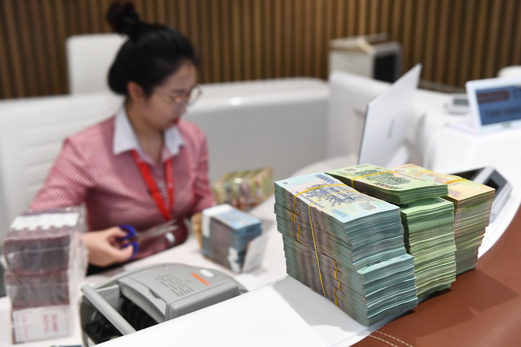 map-mo-lai-suat-cho-vay-khac-nao-ban-hang-online-nhung-gia-ca-inbox-583-1752717994.jpg
