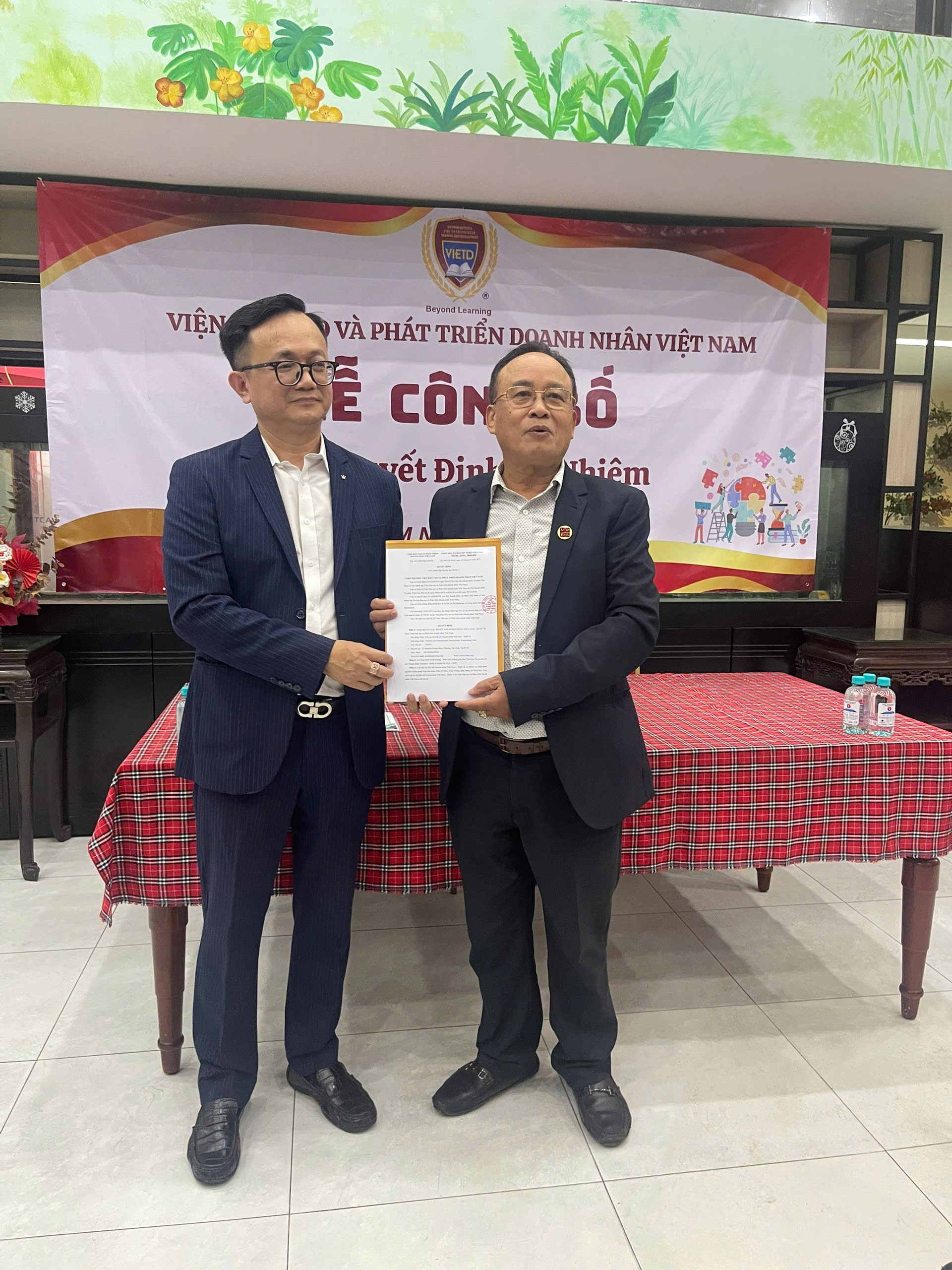 Câu lạc bộ VIENC