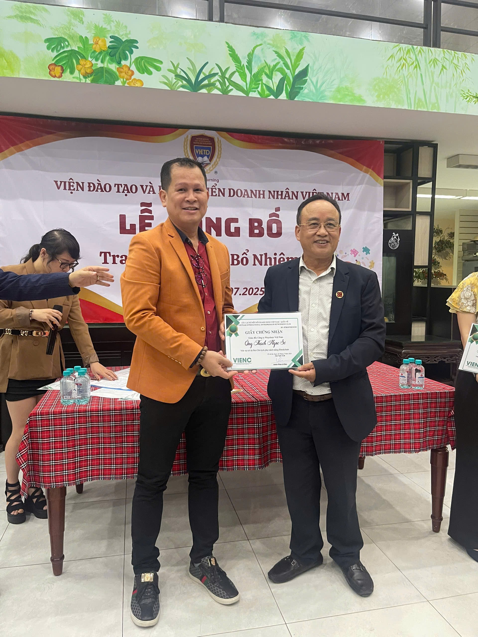 Câu lạc bộ VIENC