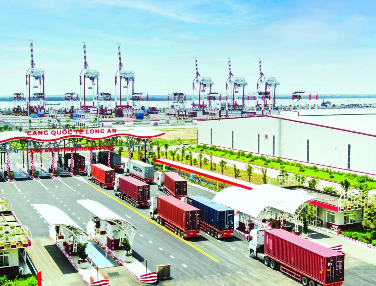 4cang-quoc-te-long-an-san-sang-khai-thac-da-dang-hang-hoa20250403152611-1755086949.jpg
