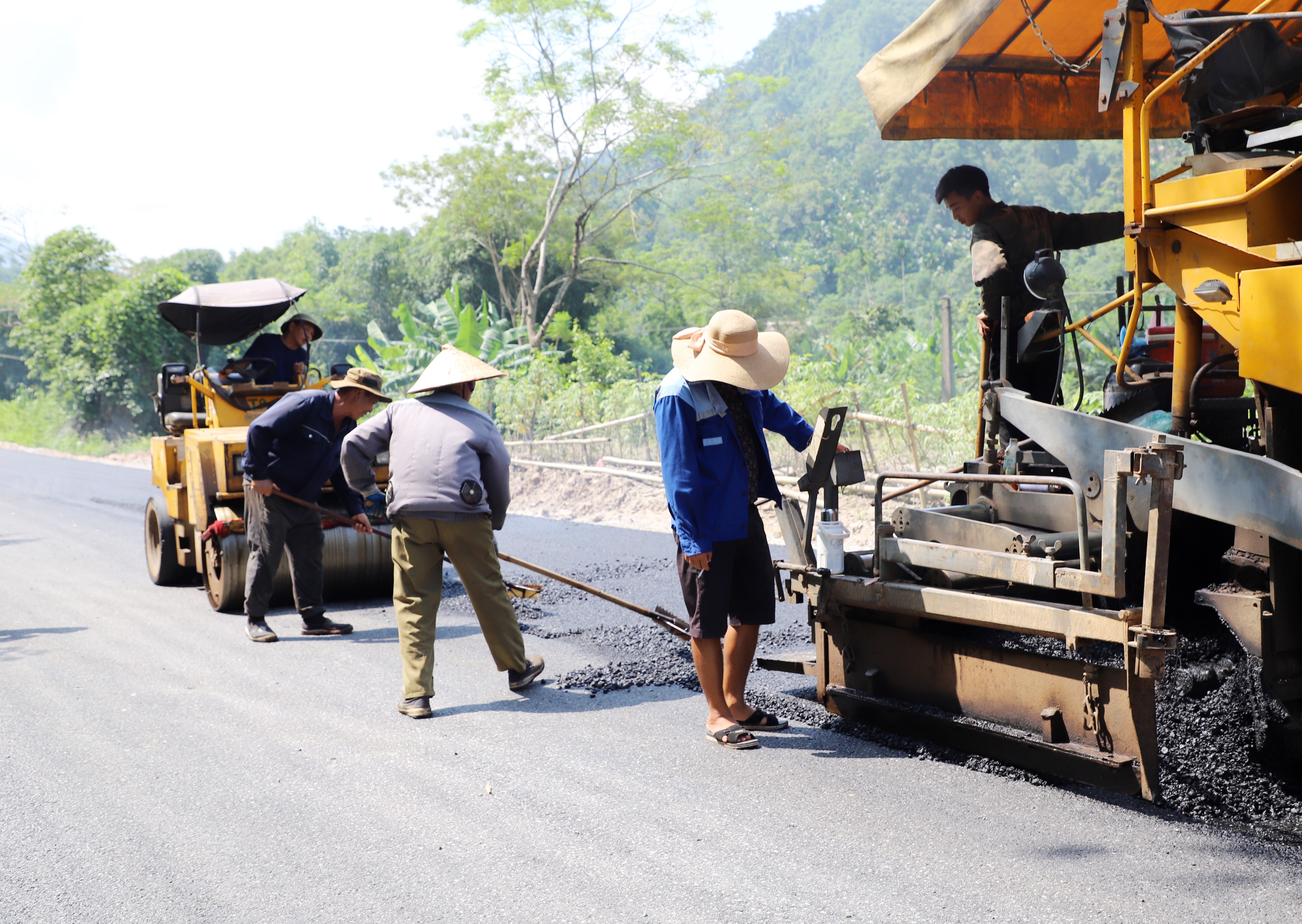 Tuyên Quang: Quyết tâm về đích sớm hai công trình trọng điểm, chào mừng Quốc khánh 2/9.JPG