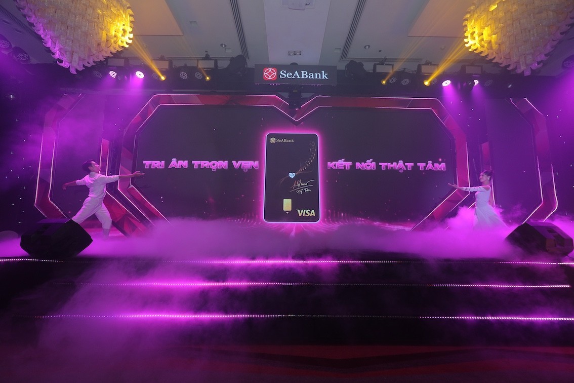 Tích hợp đồng thời tính năng thẻ ghi nợ và thẻ tín dụng, thẻ SeASoul 2in1 không chỉ mang đến trải nghiệm tài chính linh hoạt được cá nhân hóa.