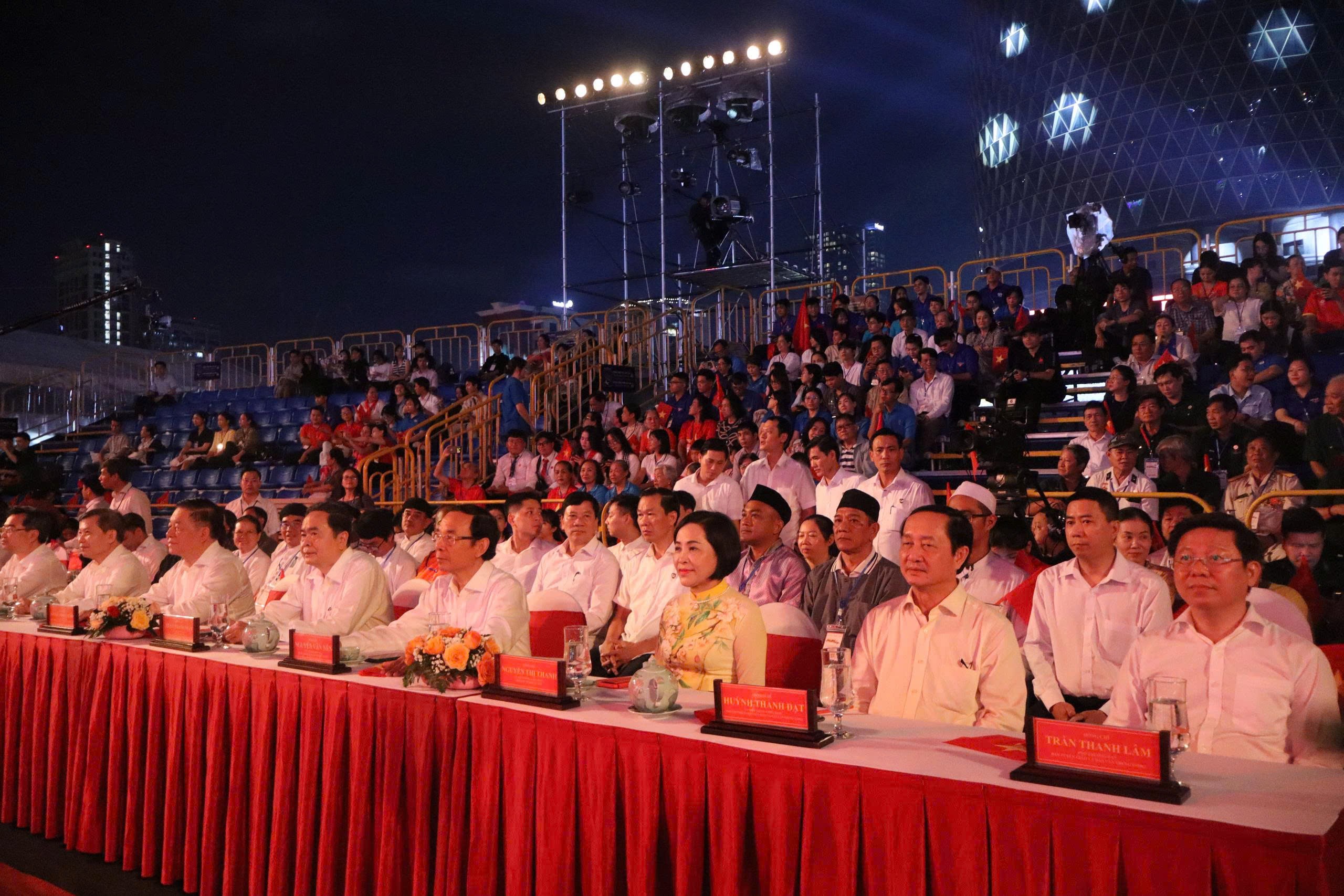 Chương trình cầu truyền hình "Thời cơ vàng" tại điểm cầu TP.HCM. (Ảnh: Quốc Cường)