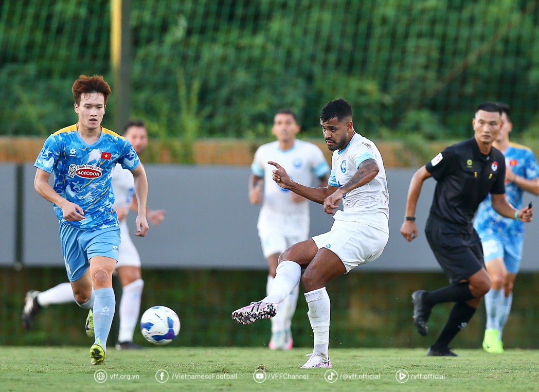 Các ngoại binh của Thép Xanh Nam Định là bài kiểm tra chất lượng cho phong độ hiện tại của các tuyển thủ quốc gia