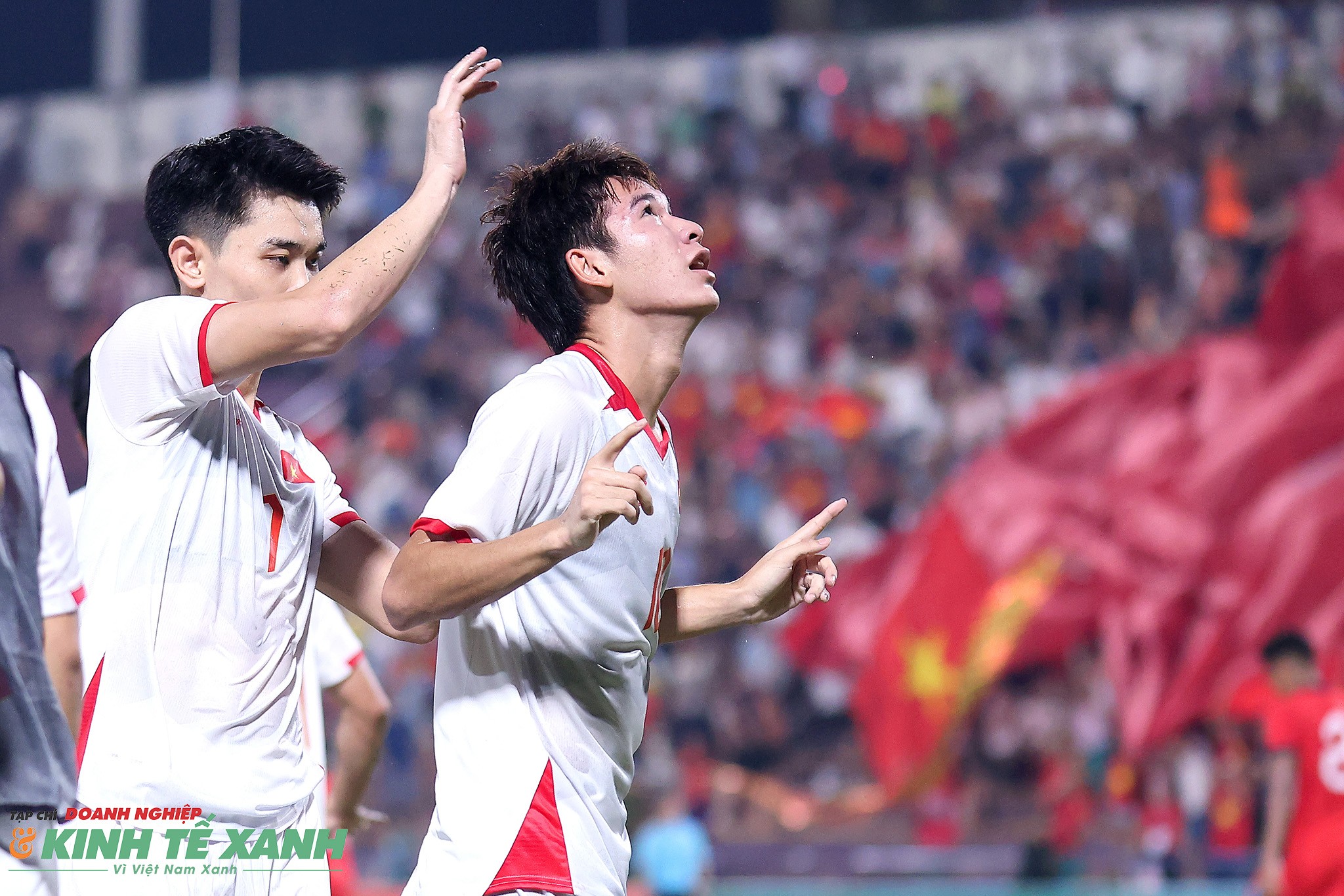 Văn Thuận ăn mừng bàn thắng duy nhất của đội tuyển U23 Việt Nam trong trận thắng 1-0 trước U23 Singapore
