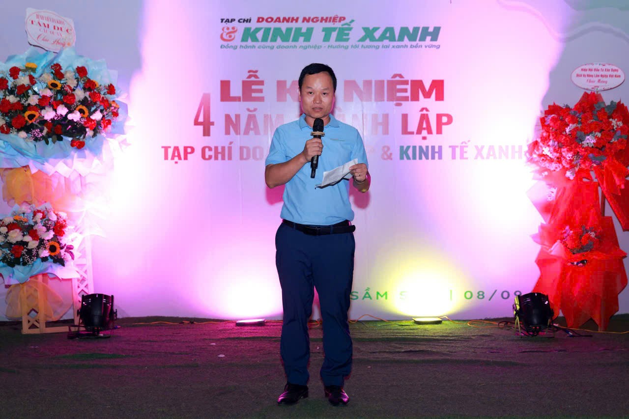 kỷ niệm 4 năm thành lập Tạp chí Doanh nghiệp và kinh tế xanh.jpg