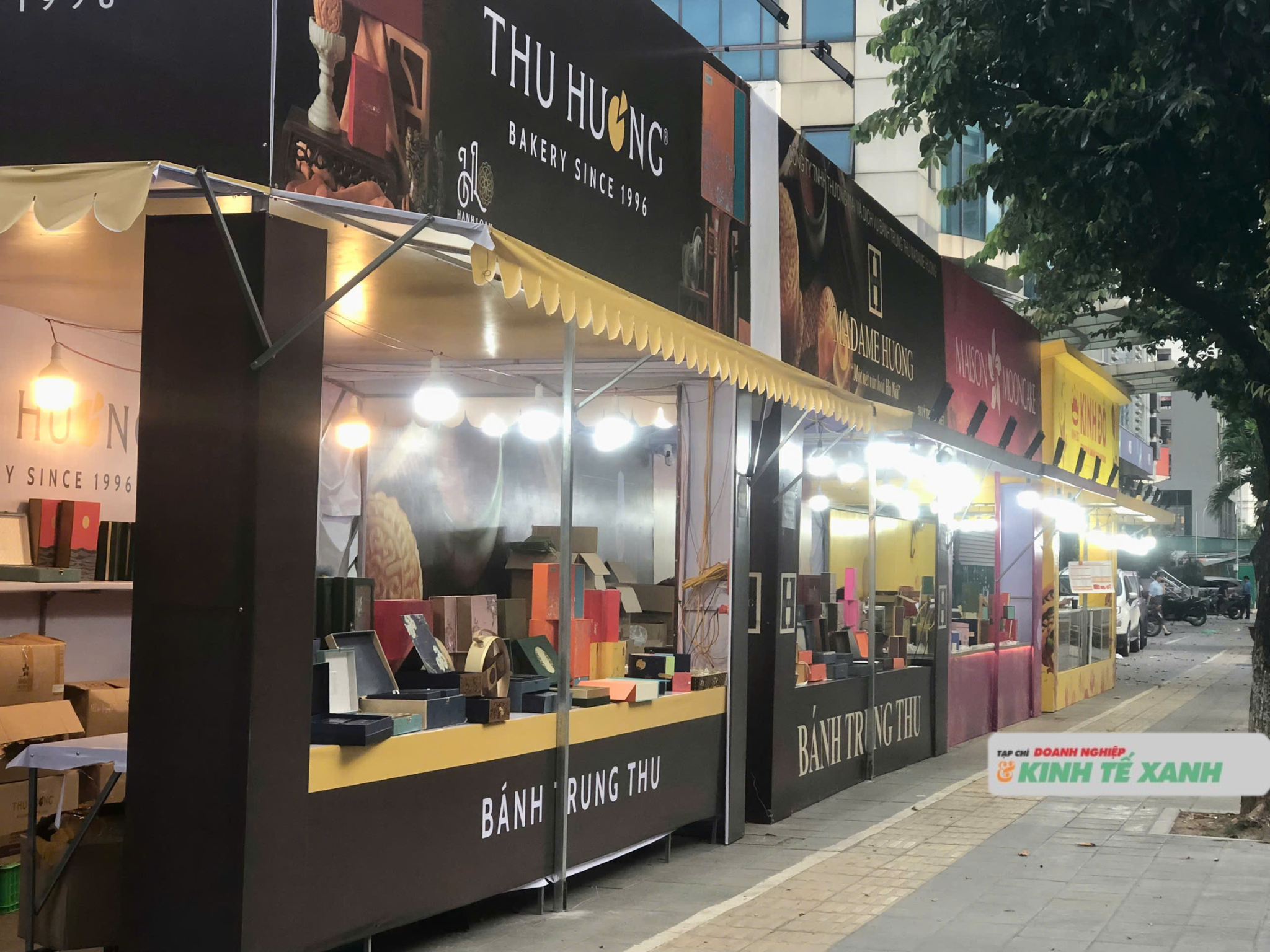thi-truong-banh-trung-thu-2-1757942923.png