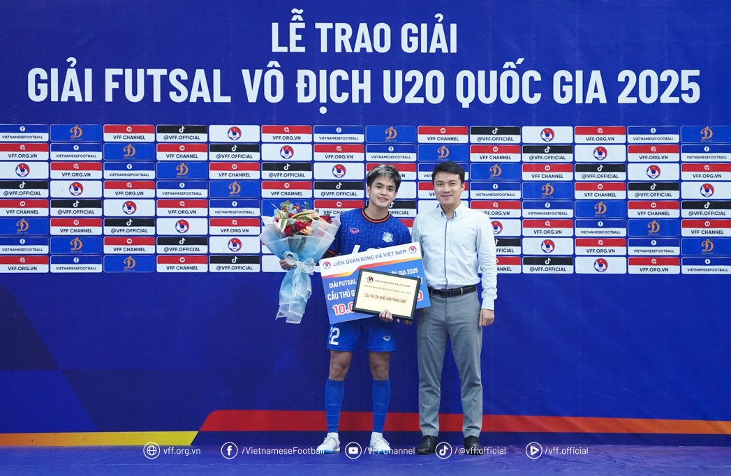 Cầu thủ ghi nhiều bàn thắng nhất: Nguyễn Hữu Bắc, U20 Thái Sơn Bắc, 12 bàn