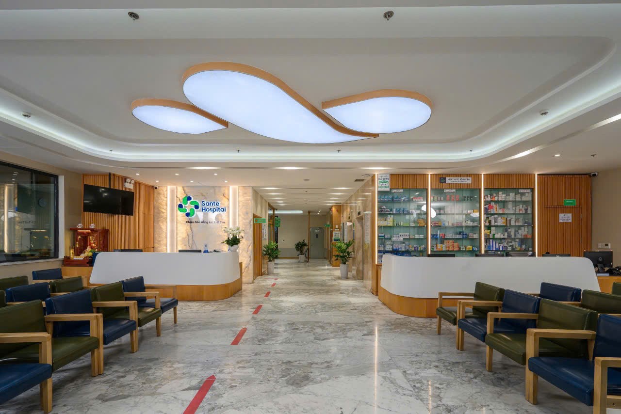 Nội soi thế hệ mới tại Bệnh viện Sante: Phát hiện sớm ung thư, can thiệp tối thiểu, hồi phục nhanh