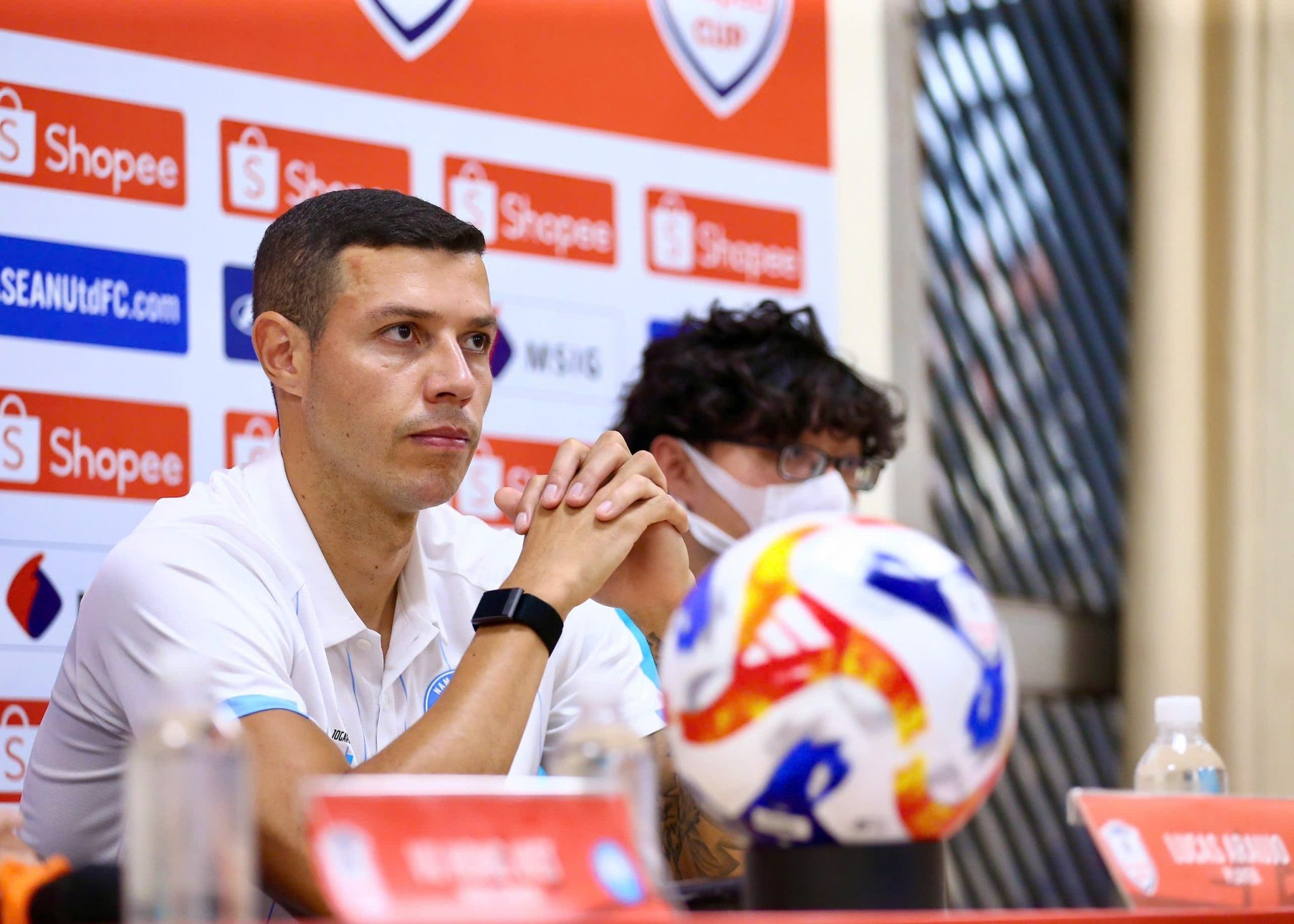 Trung vệ Lucas Araujo của Nam Định FC