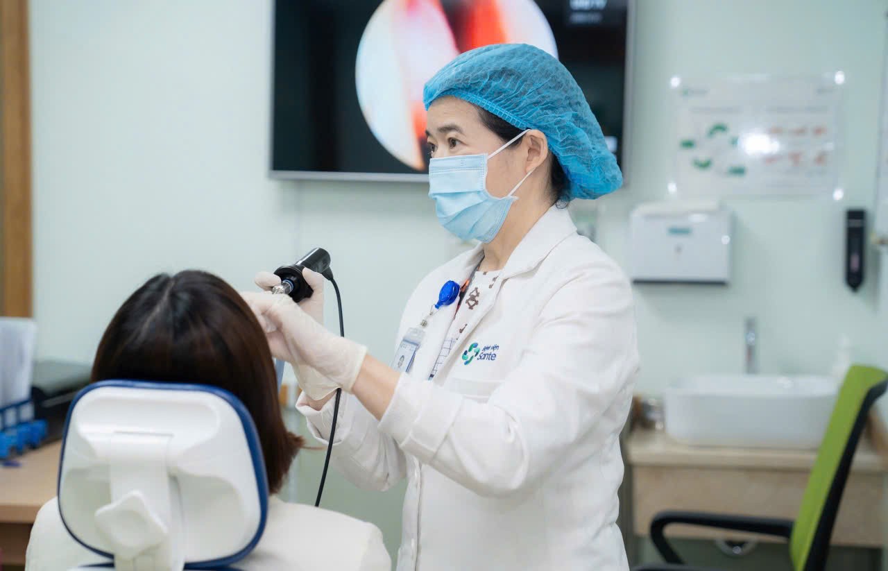 TS.BS Trần Trọng Uyên Minh: “Bàn tay vàng” phẫu thuật nội soi mũi xoang tại Bệnh viện Sante