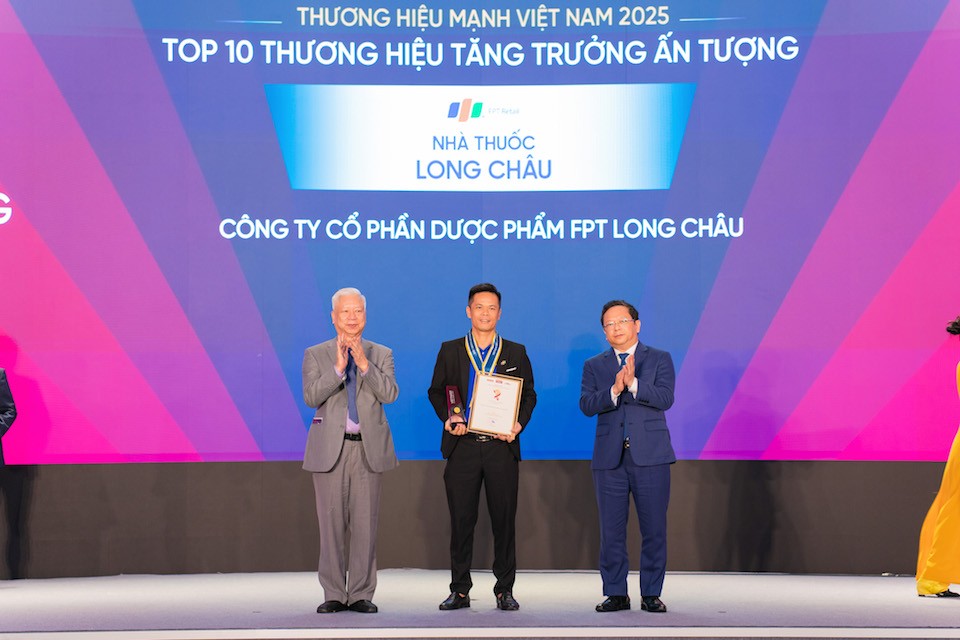 Long Châu được vinh danh tại hạng mục “Top 10 Thương hiệu Tăng trưởng ấn tượng”.