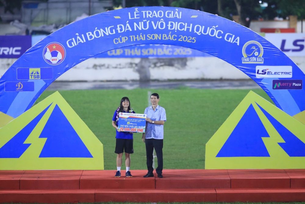 Thủ môn xuất sắc nhất: Khổng Thị Hằng, Than Khoáng sản Việt Nam