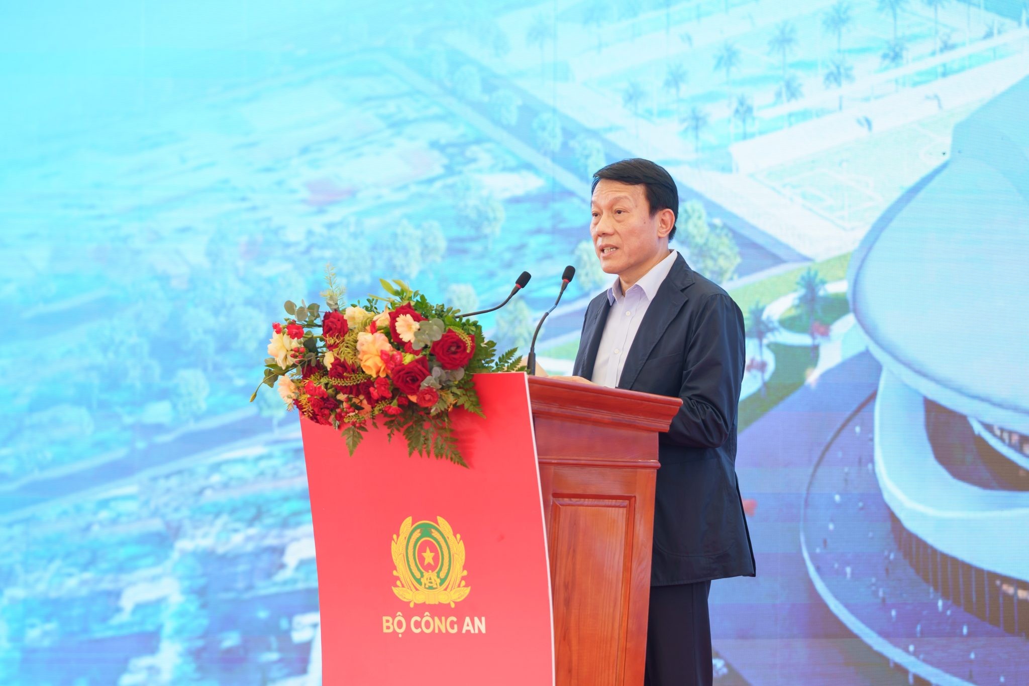 Đại tướng Lương Tam Quang, Ủy viên Bộ Chính trị, Bộ trưởng Bộ Công an phát biểu tại Lễ khởi công
