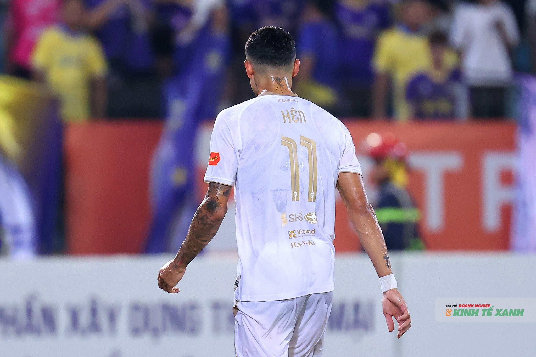 Hendrio Araujo Da Silva lựa chọn cái tên "Hên" trong tiếng Việt để thể hiện sự may mắn trên sân cỏ