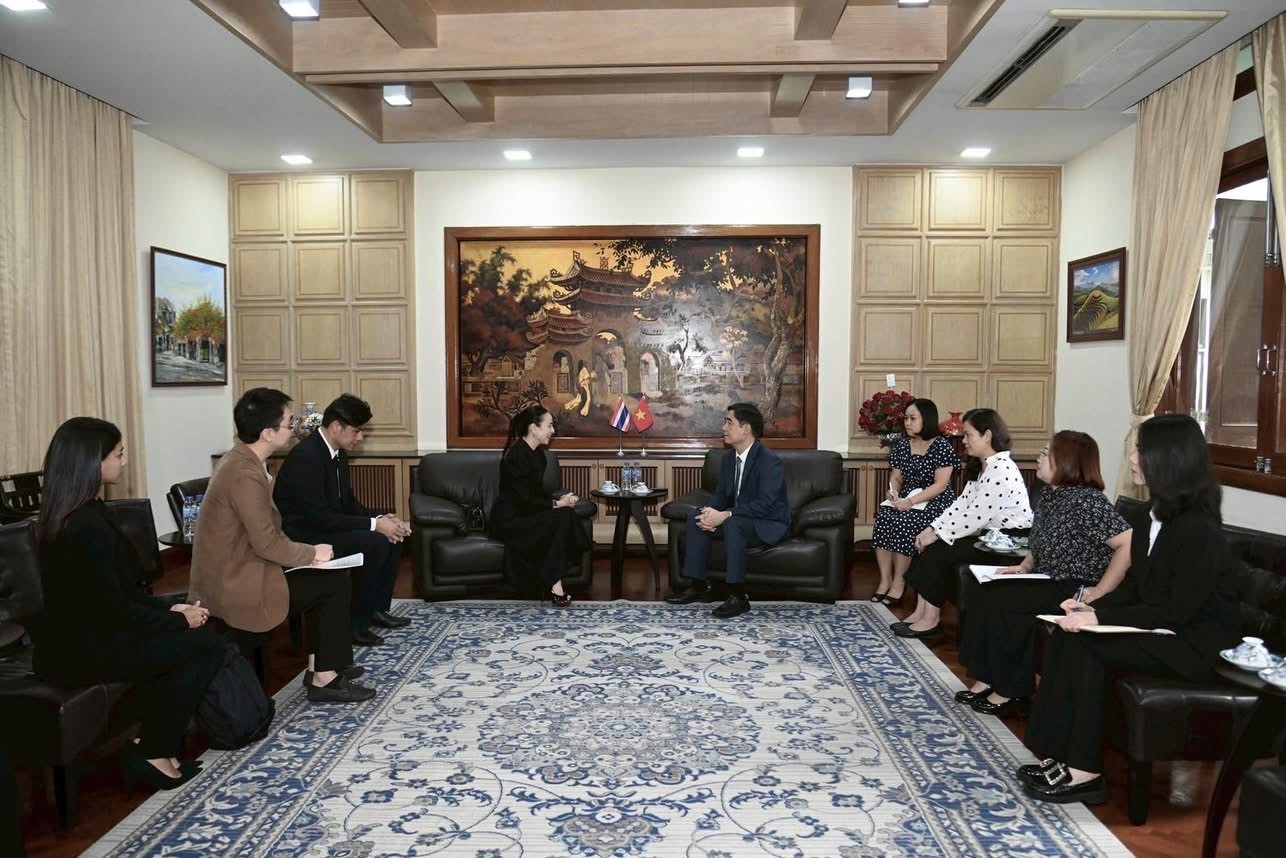 Quang cảnh buổi gặp gỡ tại Đại sứ quán Việt Nam ở Thái Lan