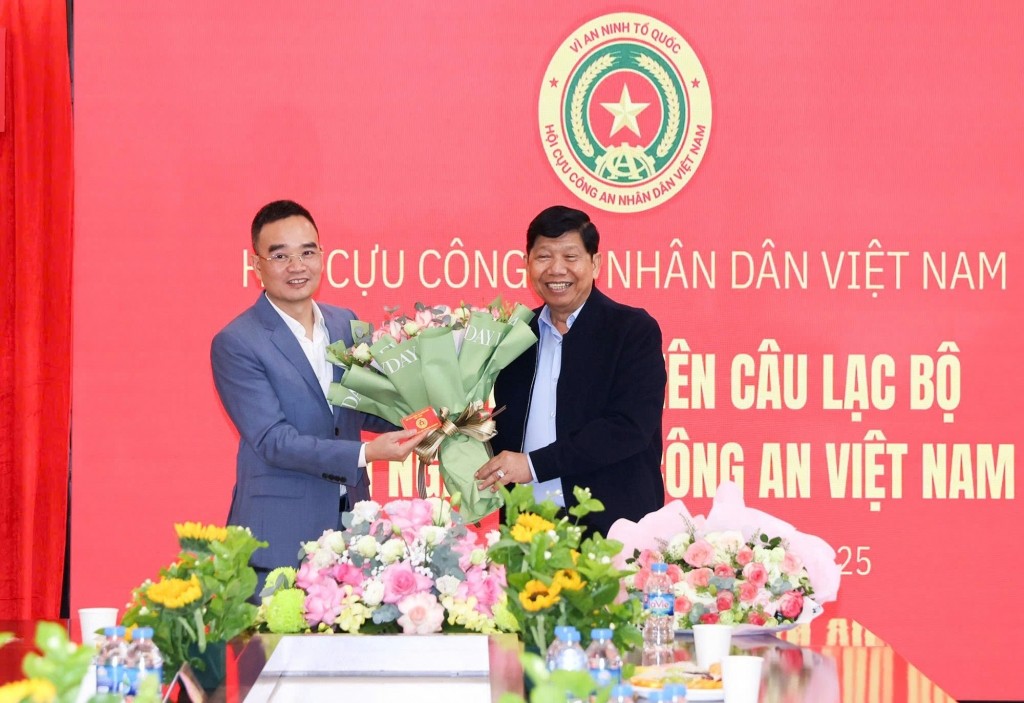 CLB Doanh nghiệp Cựu CAND Việt Nam: Kết nạp hội viên mới, lan tỏa giá trị người chiến sĩ trên mặt trận kinh tế