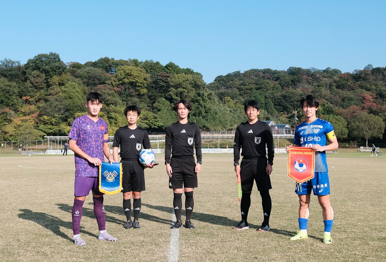 Đội tuyển U17 Việt Nam thắng trận đầu tiên trong chuyến tập huấn tại Nhật Bản