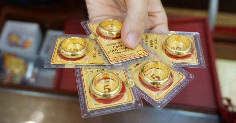 gia-vang-hom-nay-6-12-2-2025-tapchidoanhnghiepkinhtexanh-1764981485.jpg